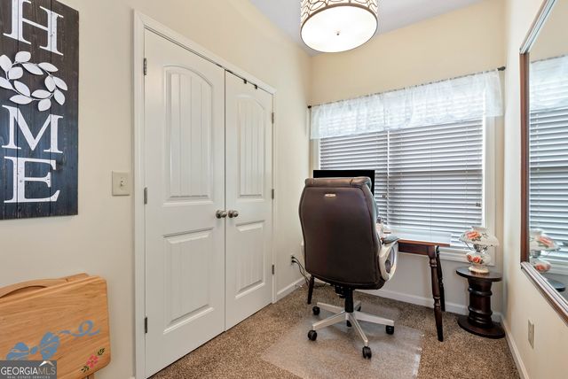 1424 Silvergate Way, Winder, GA 30680