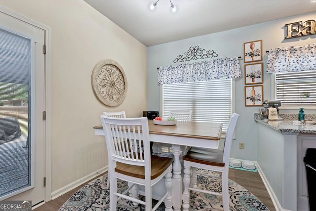 1424 Silvergate Way, Winder, GA 30680