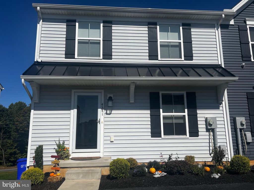 4341 FORBES DR, Stewartstown, PA 17363