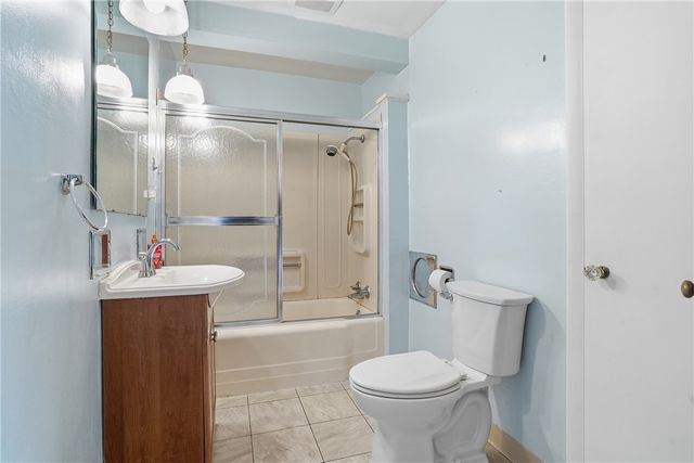 2198 Ridge Road, Monaca, PA 15061