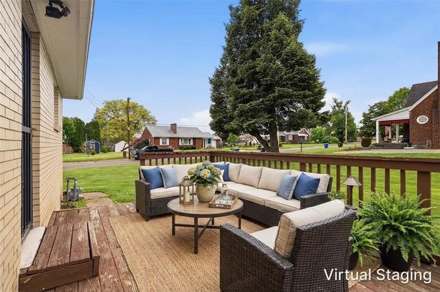 2198 Ridge Road, Monaca, PA 15061