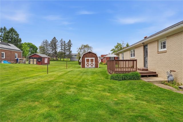 2198 Ridge Road, Monaca, PA 15061