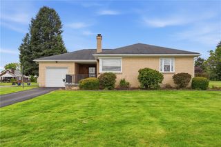 2198 Ridge Road, Monaca, PA 15061
