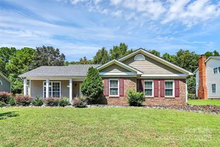 10101 White Cascade Drive, Charlotte, NC 28269