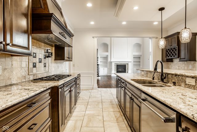 3272 Homestretch Drive, Carmel, IN 46032