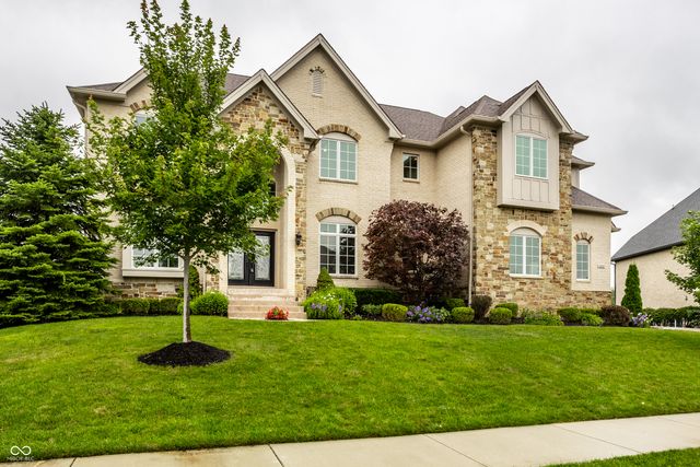 3272 Homestretch Drive, Carmel, IN 46032