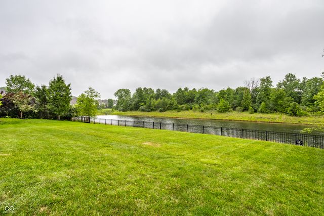 3272 Homestretch Drive, Carmel, IN 46032