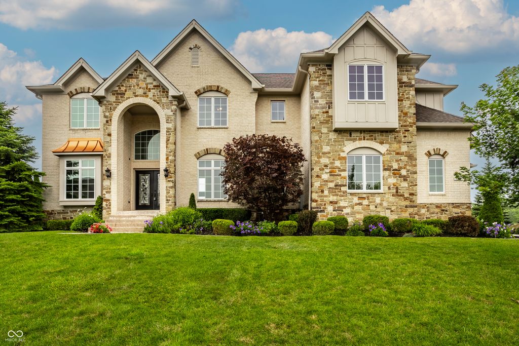3272 Homestretch Drive, Carmel, IN 46032