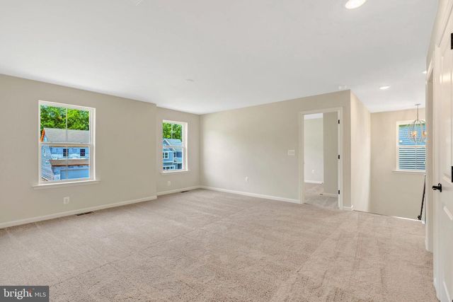 35602 PINE NEEDLE LN, Locust Grove, VA 22508