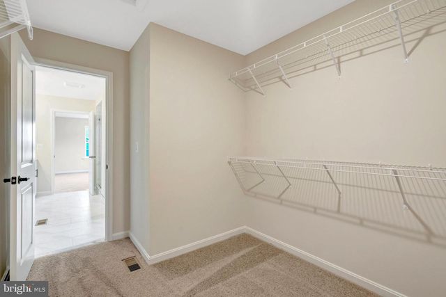 35602 PINE NEEDLE LN, Locust Grove, VA 22508