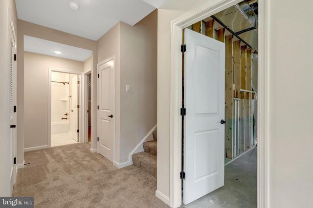 35602 PINE NEEDLE LN, Locust Grove, VA 22508