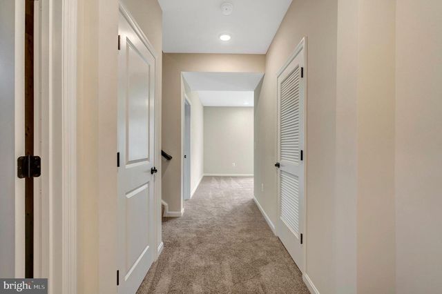 35602 PINE NEEDLE LN, Locust Grove, VA 22508
