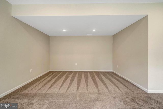 35602 PINE NEEDLE LN, Locust Grove, VA 22508