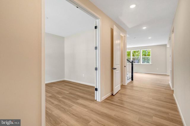 35602 PINE NEEDLE LN, Locust Grove, VA 22508