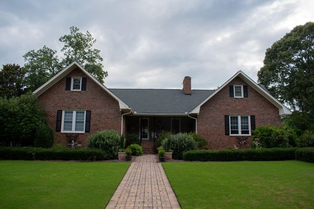65 Linda Gayle Drive, Barnwell, SC 29812