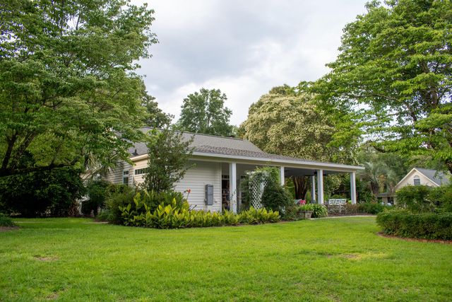 65 Linda Gayle Drive, Barnwell, SC 29812