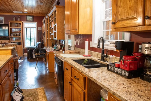 65 Linda Gayle Drive, Barnwell, SC 29812