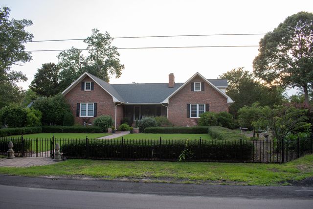 65 Linda Gayle Drive, Barnwell, SC 29812