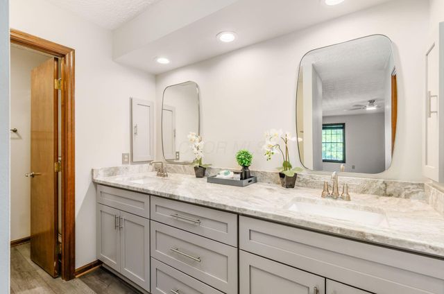 814 Black Gold Avenue, Gahanna, OH 43230