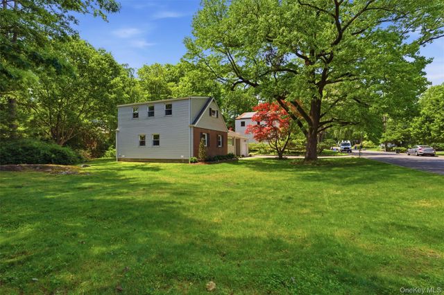 67 Old Country Road, New Rochelle, NY 10804