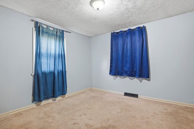 5877 S Farm Road 115, Brookline, MO 65619