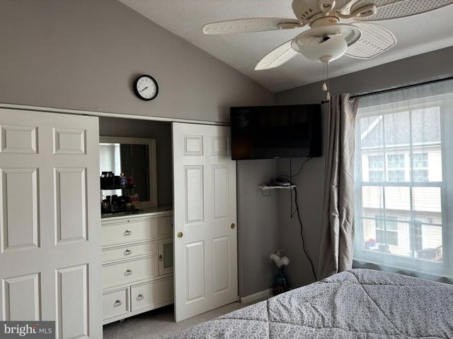 11048 SENTRY RIDGE RD, Manassas, VA 20109