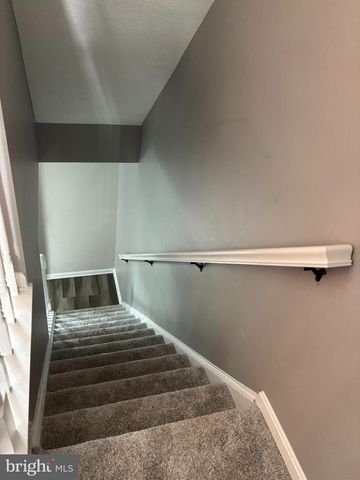 11048 SENTRY RIDGE RD, Manassas, VA 20109