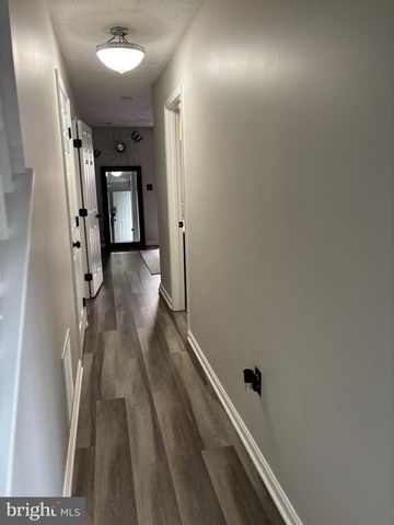 11048 SENTRY RIDGE RD, Manassas, VA 20109