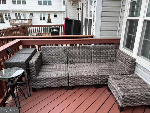 11048 SENTRY RIDGE RD, Manassas, VA 20109