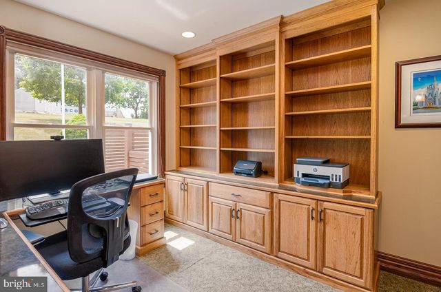 101 CHRIS DR, Lenhartsville, PA 19534
