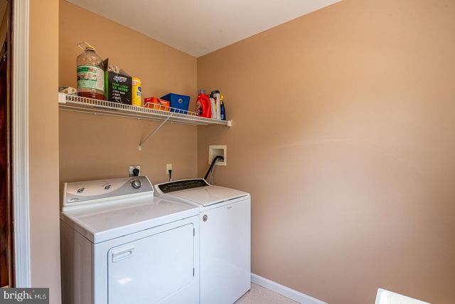 101 CHRIS DR, Lenhartsville, PA 19534