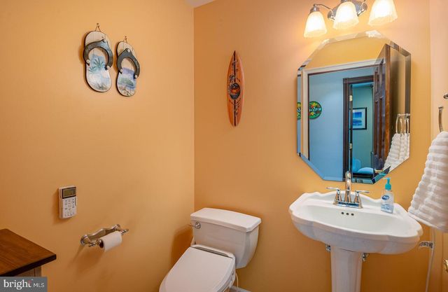101 CHRIS DR, Lenhartsville, PA 19534