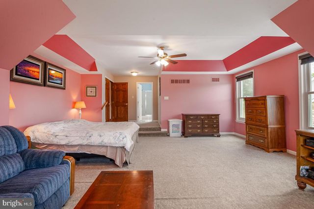 101 CHRIS DR, Lenhartsville, PA 19534