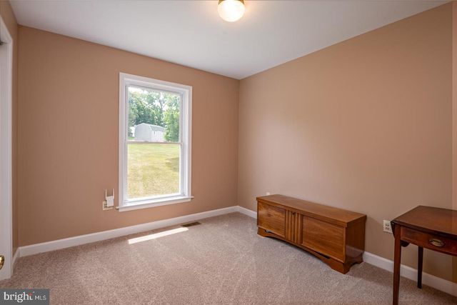 101 CHRIS DR, Lenhartsville, PA 19534