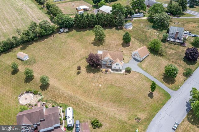101 CHRIS DR, Lenhartsville, PA 19534