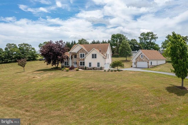 101 CHRIS DR, Lenhartsville, PA 19534