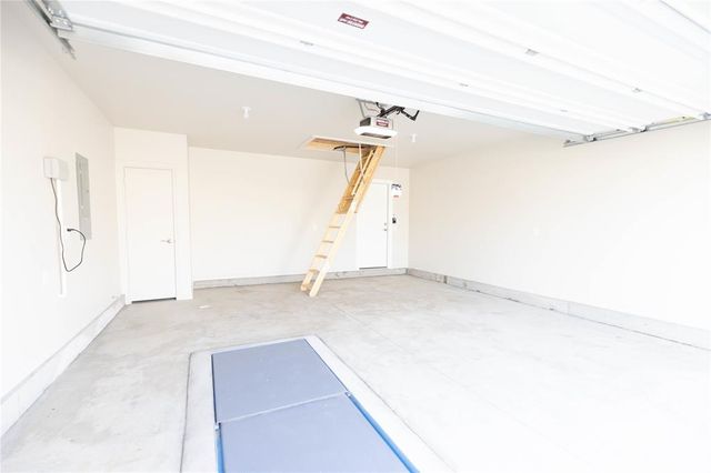 8724 Poppey Place, Yukon, OK 73099