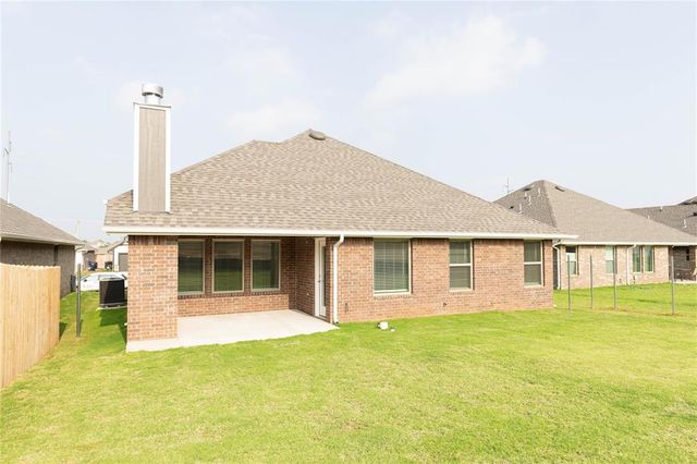 8724 Poppey Place, Yukon, OK 73099