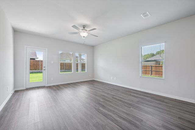 608 Travine Drive, Princeton, TX 75071