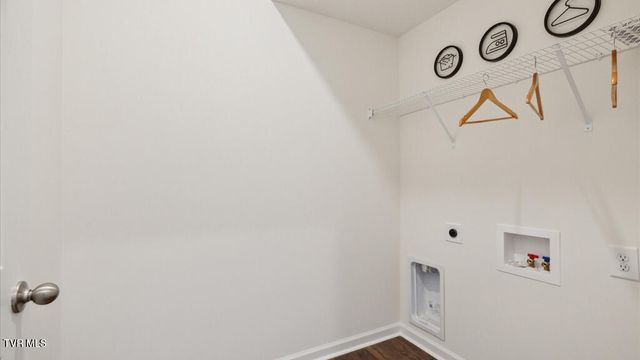 237 Chimney View Loop, Blountville, TN 37617