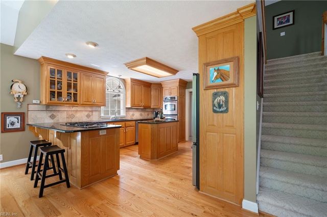 15397 Holly DR, Smithfield, VA 23430
