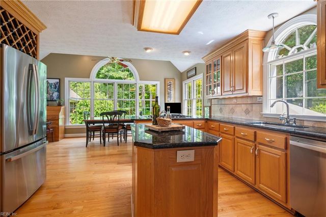 15397 Holly DR, Smithfield, VA 23430