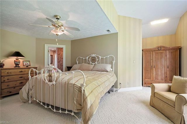 15397 Holly DR, Smithfield, VA 23430