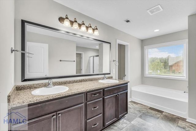 16 Cassels Court, Hinesville, GA 31313