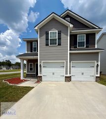16 Cassels Court, Hinesville, GA 31313