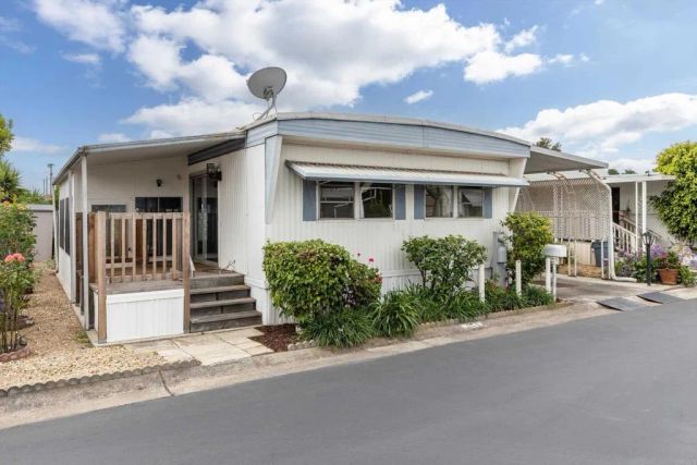 1010 E Bobier 151, Vista, CA 92084