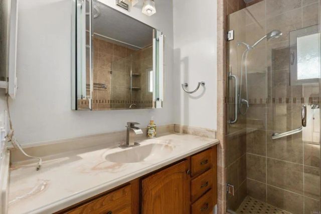 1010 E Bobier 151, Vista, CA 92084