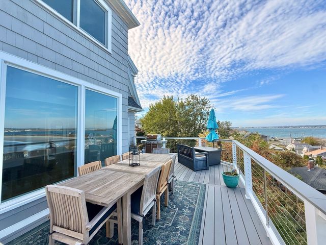 18 Lennox Rd 1, Nahant, MA 01908