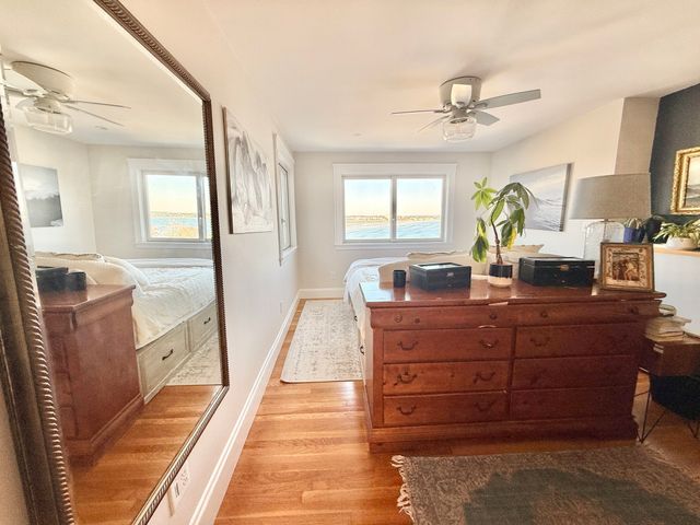 18 Lennox Rd 1, Nahant, MA 01908