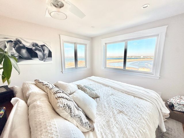 18 Lennox Rd 1, Nahant, MA 01908